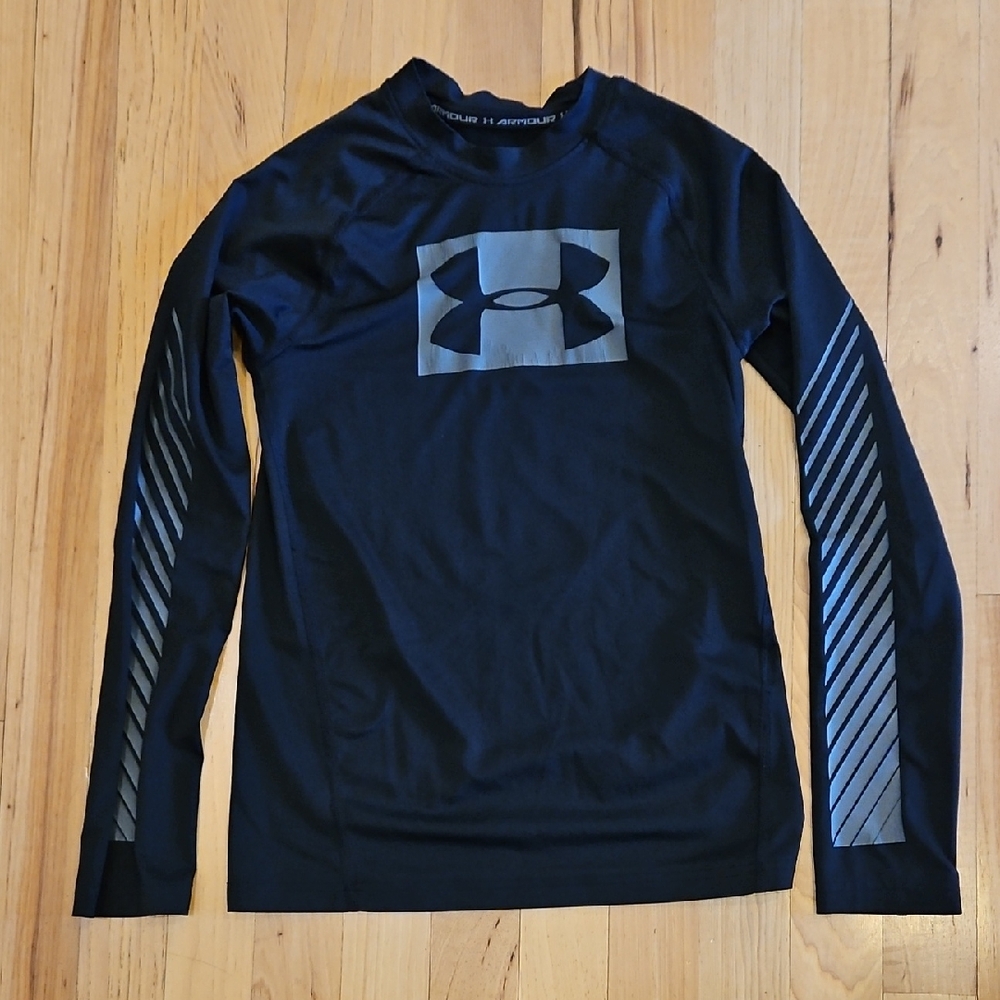 Under Armour Kid's L Heat Gear Black and Gray Long Sleeve Tee